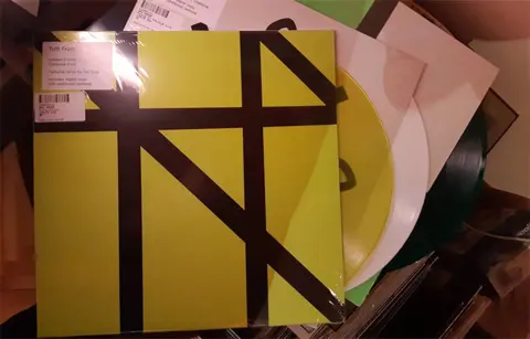 Vinili kao inpiracija - Zavirite u kolekciju ploča Dejana Stojiljkovića - slika 2