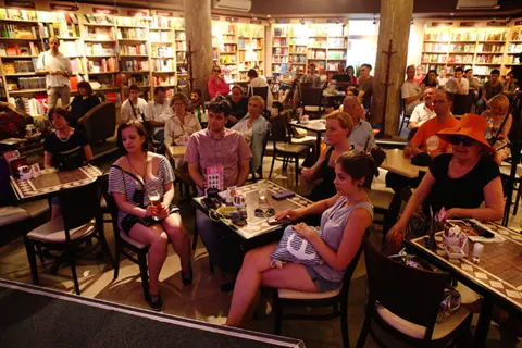 Kad sa doseljenicima imigriraju i njihovi bogovi - slika 2