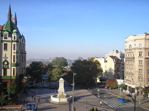 Pisac Nikola Malović dobio spomen-pločicu u beogradskom hotelu „Kasina“ - slika 3