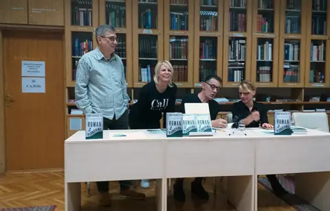 Promocija Marojevićevog „Romana o pijanstvima“ u Novom Sadu - slika 1