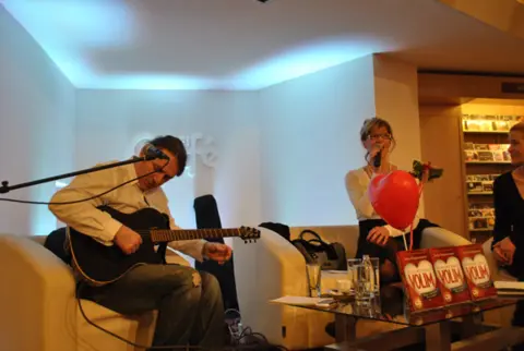 Predstavljena knjiga „Ostvari svoj cilj“ - slika 1