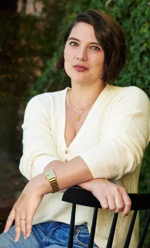 taylor-jenkins-reid-foto-michael-buckner-1