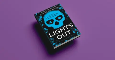 Novi ulov: „Ugasi svetla“ - slika 1