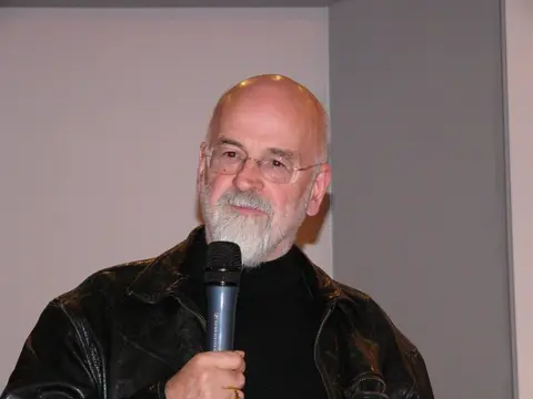 Teri Pračet: Bez kajanja - slika 1