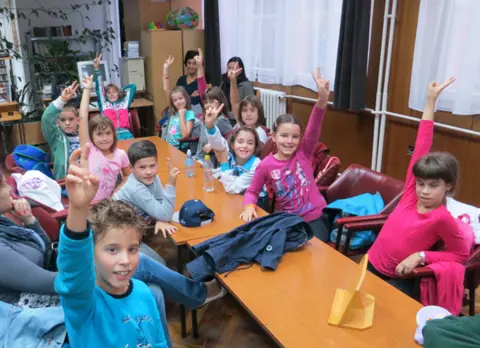 Uroš Petrović povodom Dečje nedelje održao književne susrete širom Srbije - slika 2