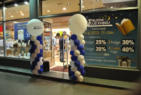 Svetislavu Basari uručena književna nagrada „Isidora Sekulić“ - slika 1