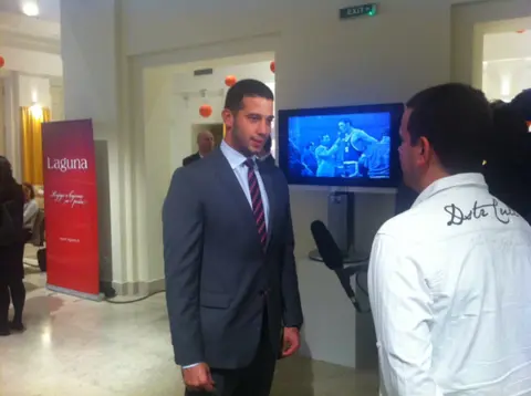 Koji ste tip: Čaj ili kafa uz dobru knjigu? - slika 1