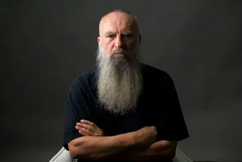 MomC487ilo-PetroviC487-3-750