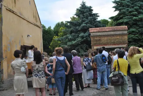 Predstavljena knjiga „Fotelja na Seni“ Amina Malufa - slika 5