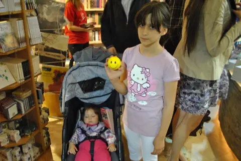 Održana nova tribina Laguninog književnog kluba – „Jesenji pejzaž“ Leonarda Padure i biblioteka „Bolero“ - slika 1