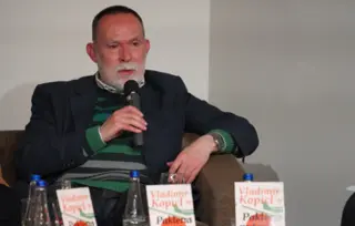 Putovanje kroz prostor i vreme – predstavljen roman „Paklena putarina“ Vladimira Kopicla