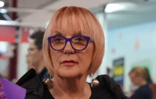 Vedrana Rudan: Danas nam mobilni telefoni odgajaju decu