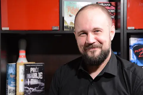 Oto Oltvanji: Zaokret u dečju književnost - slika 1