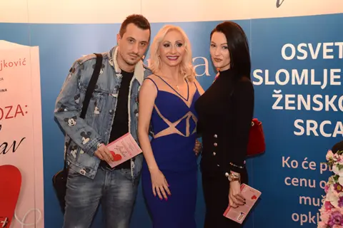 Samo snovi ne stare – poručuje Natalija Dević u svojoj novoj knjizi „Žena sa crnim šeširom“ - slika 1