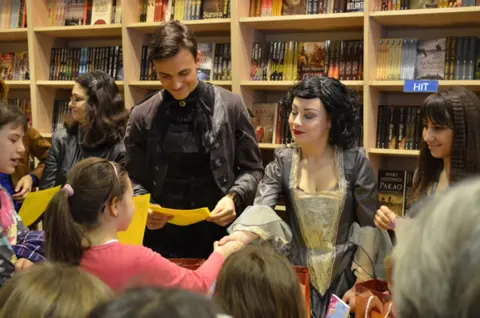 „Ministrastvo neizmerne sreće“ – Osvajanje slobode - slika 3