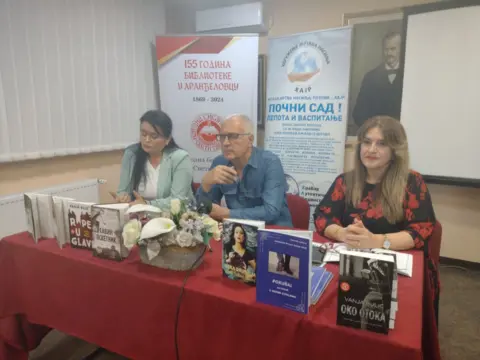 Humanitarno književno veče Vanje Bulića u Aranđelovcu - slika 1