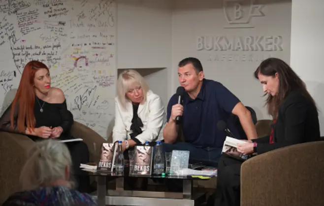 „Grandiozan mozaik u kojem svaki kamenčić predstavlja sudbinu ljudi sa ovih prostora“: Predstavljena knjiga „Bekos“ Enesa Halilovića