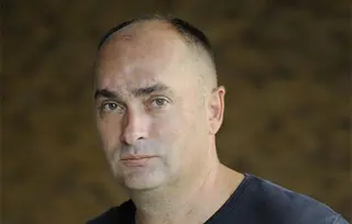 Bojan Ljubenović: Satira je kao operacija katarakte