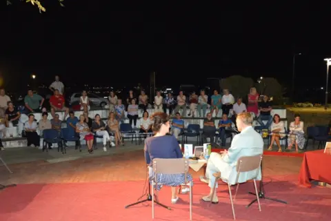 Izuzetno veče sa Goranom Milašinovićem u Kladovu - slika 2