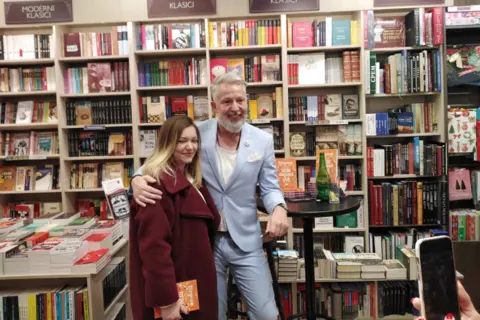 IMG-99a5d7bfdadd5dff29935df06761b4ae-V-1.png-txt