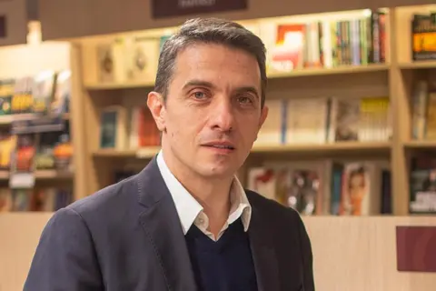 Živojin Petrović: Draga mi je zadala velike a slatke muke - slika 1