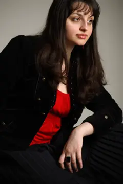 Intervju sa Sarom Dž. Mas, autorkom najpopularnijeg tinejdž serijala „Stakleni presto“ - slika 3