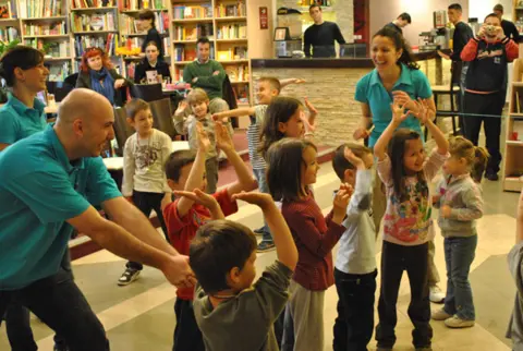 U prisustvu asova Crvene zvezde predstavljena knjiga „Uspon i pad moje zvezde“ Miloša Rajkovića - slika 1