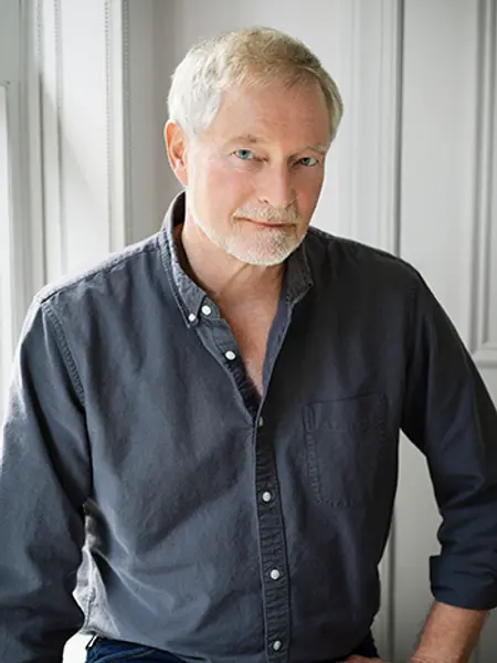 Erik Larson