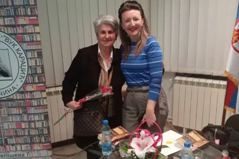 Ana Atanasković o „Zmajevoj ženi“ sa svojim čitaocima u Batočini - slika 1
