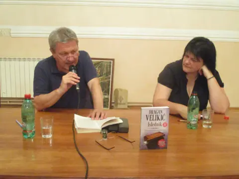 Roman „Islednik“ Dragana Velikića predstavljen čitalačkoj publici u Bogatiću - slika 1