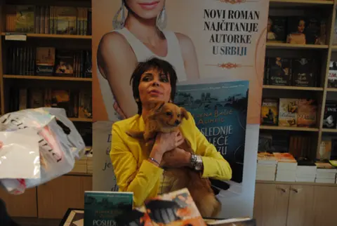 Promovisan novi roman Svetislava Basare „Anđeo atentata“ - slika 1