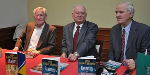 Lagunin autor Blagoje Grahovac predstavio svoje knjige u Mostaru - slika 1