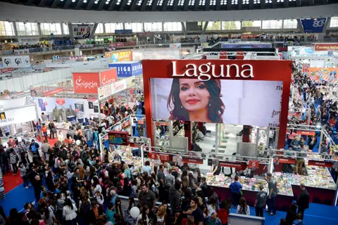 Subota na štandu Lagune – Sajam knjiga 2017. - slika 1