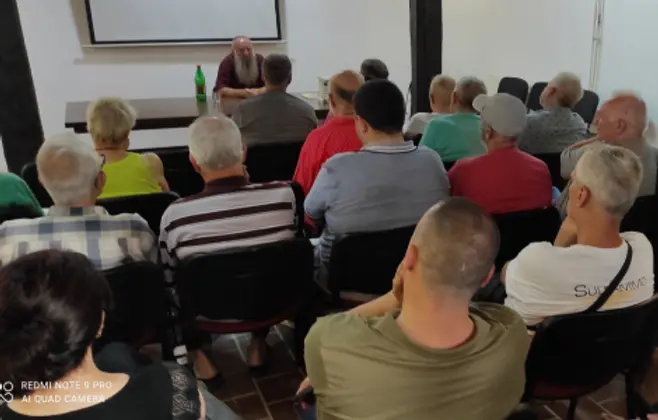 Momčilo Petrović održao književno veče u Vlasotincu