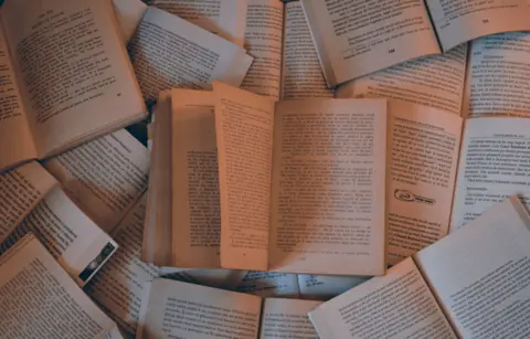 Dafni Kalotaj: Pisanje čuva ono što nam je važno - slika 1