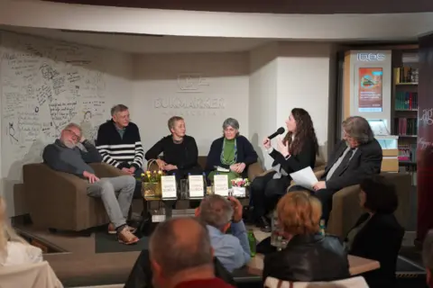 Prepoznaj citat: Čarls Dikens - slika 6