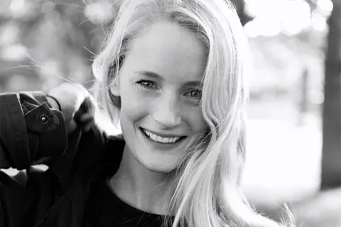 Lusi Foli: Kraljica trilera se vratila - slika 1