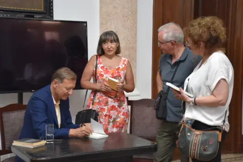 „Mapa oproštaja“ Siniše Soćanina predstavljena u Sremskoj Mitrovici - slika 1