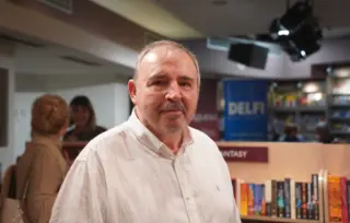 Goran Marković o studentima i pesmi „Cveta trešnja u planini“ iz kultnog filma „Sabirni centar“