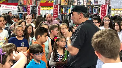 Prva dva nastavka serijala „Zagonetne priče“ Uroša Petrovića objavljena i u Makedoniji - slika 3