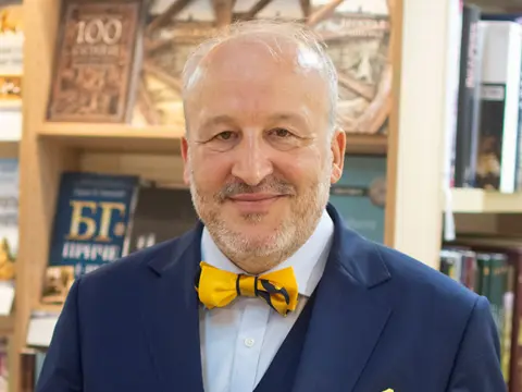 Nenad Novak Stefanović: Bogovi kažnjavaju preteranost - slika 1