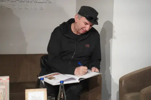 Juval Noa Harari: Ljudi ne čine uvek ono što je najmudrije ili ono što je najviše u njihovom interesu - slika 1