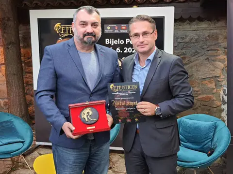 Branislav Janković dobitnik međunarodnog priznanja „Zlatni zmaj“ za doprinos razvoju fantastične književnosti - slika 1