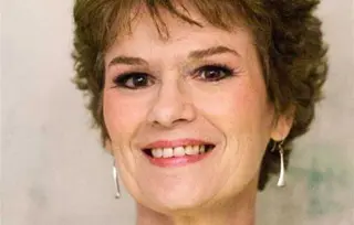 Dajna Džefriz: Priče o sudbinama, ljubavi i identitetu