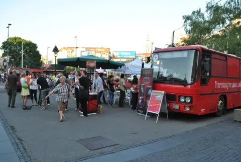 Predstavljena ilustrovana zbirka pesama o legendarnom srpskom junaku Marku Kraljeviću - slika 1