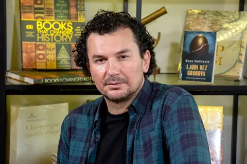 Književnik Enes Halilović: Držala me je strast odmetnika - slika 1