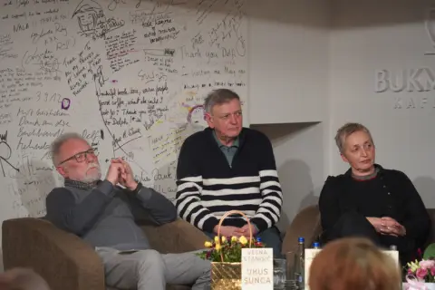 Prepoznaj citat: Čarls Dikens - slika 8