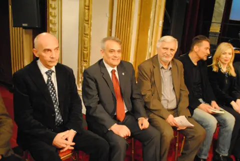 „Teslina pošiljka“ predstavljena na mestu „zločina“ - slika 1