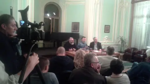 Dr Nele Karajlić u Subotici govorio o ikonama i mitovima Sarajeva - slika 1