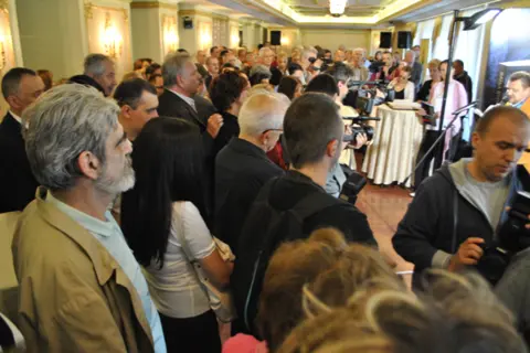 Iva Štrljić otkrila kako izgleda voleti u Beogradu! - slika 1